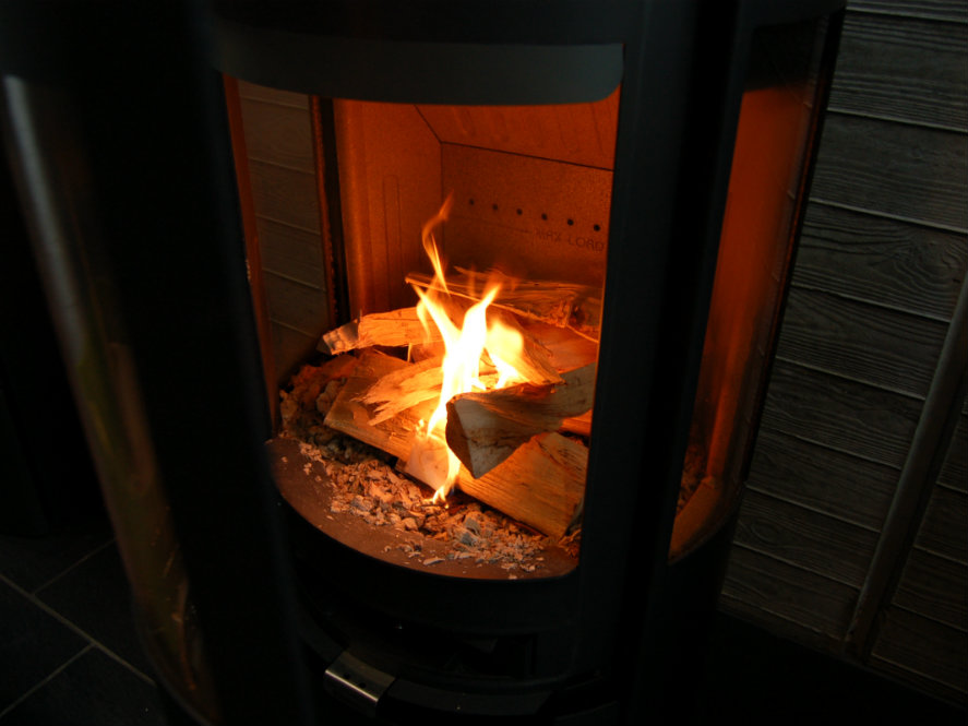 4 idées pour utiliser les cendres d'un poêle à bois